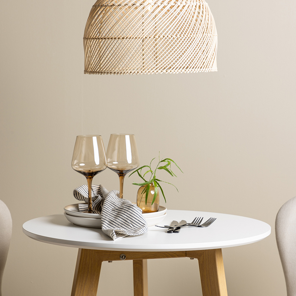 Matgrupp Venture Home Leonora Ø65 cm med 2 st Lilja stolar