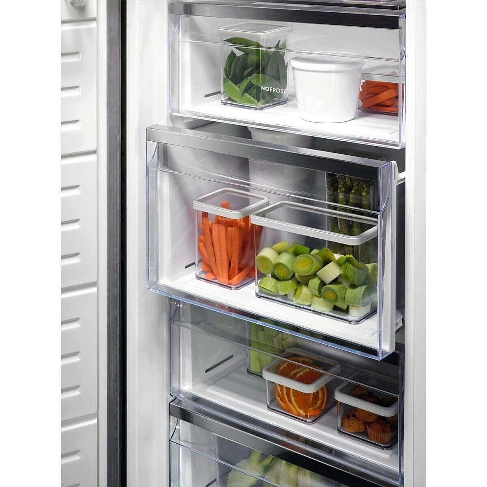 Fristående Frysskåp Electrolux LUS7MD28W NoFrost MultiFlow Vit