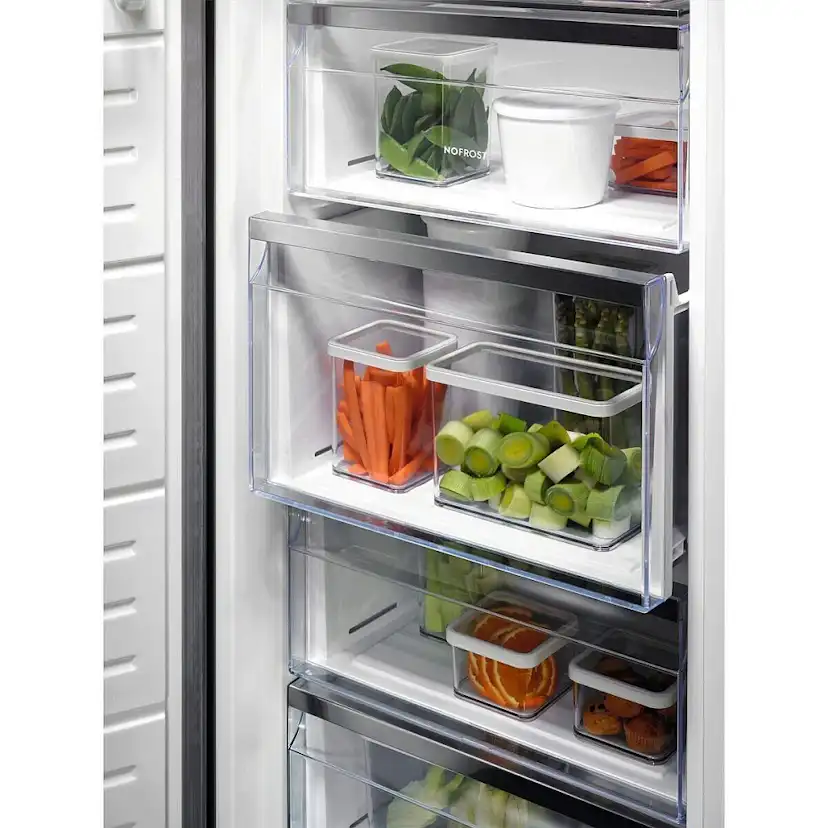 Fristående Frysskåp Electrolux LUS7MD28W NoFrost MultiFlow Vit