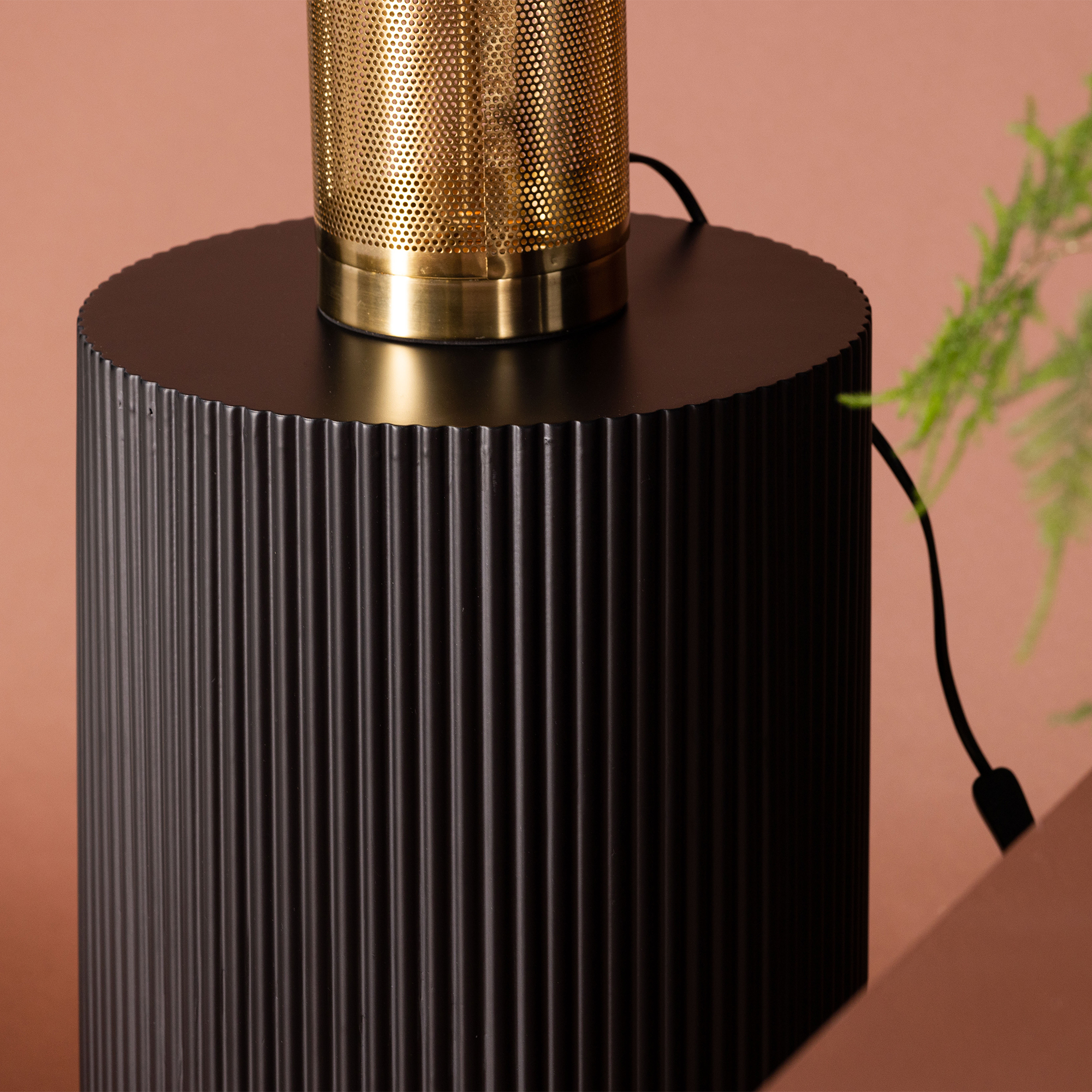 Sidobord Venture Home Lenox Svart Runt Bord/Piedestal Ø30,5cm