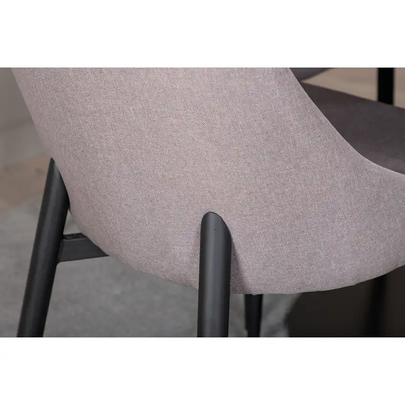 Matgrupp Venture Home Razzia med 4 Leone stolar