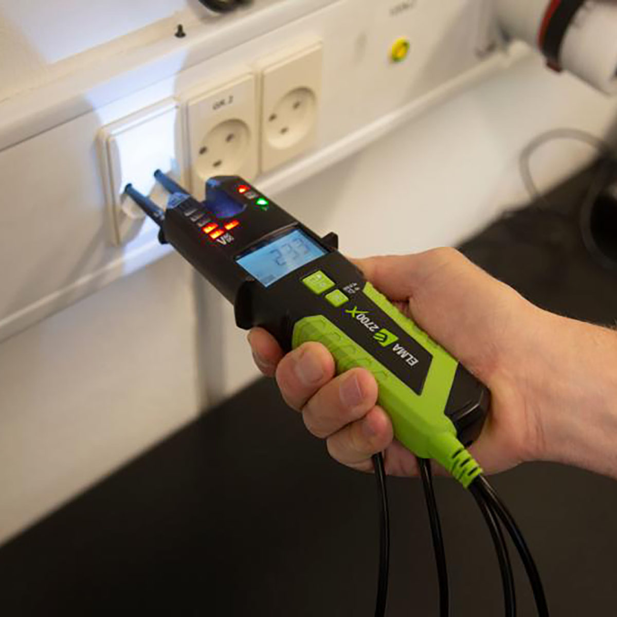 Spänningsprovare Elma Instruments 2700X