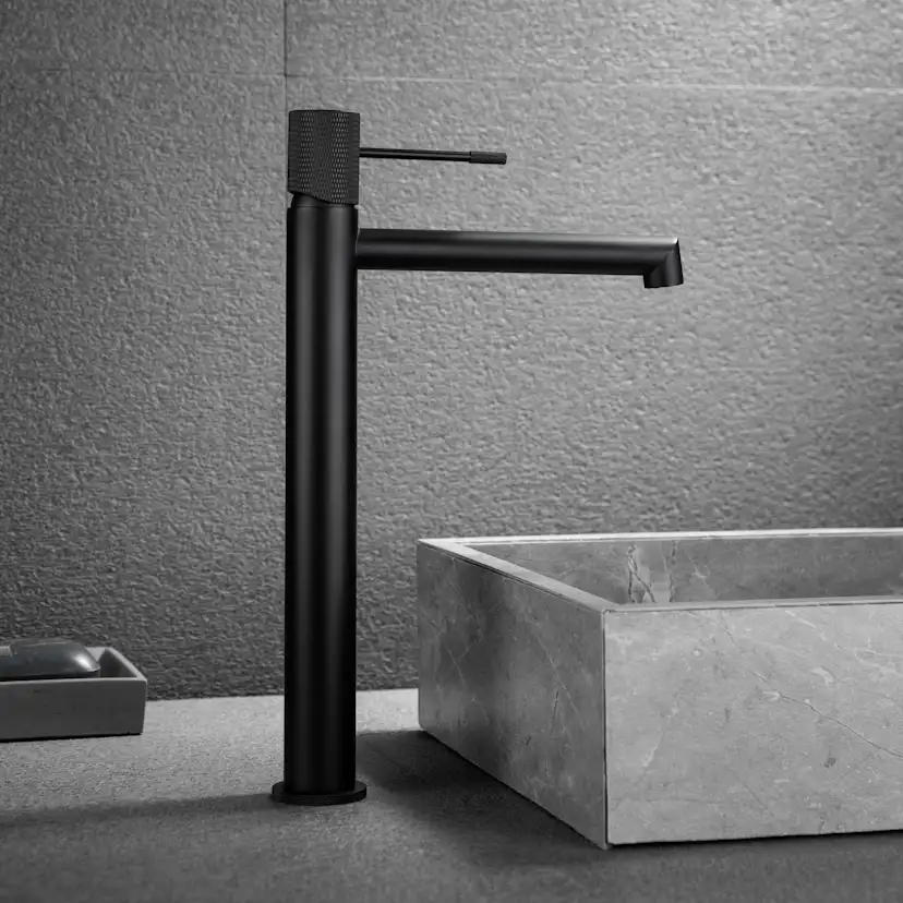 Tvättställsblandare VIDD Hög Matt svart Mattsvart