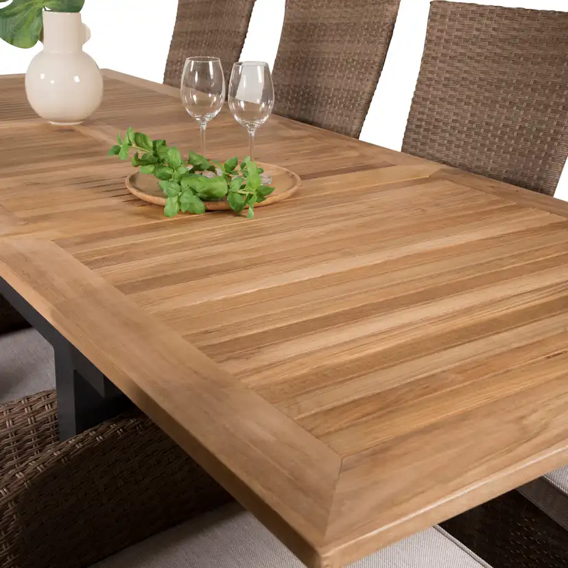 Matgrupp Utomhus Venture Home Perla 160/240 med 8 Pishi KarmTrädgårdsstolar