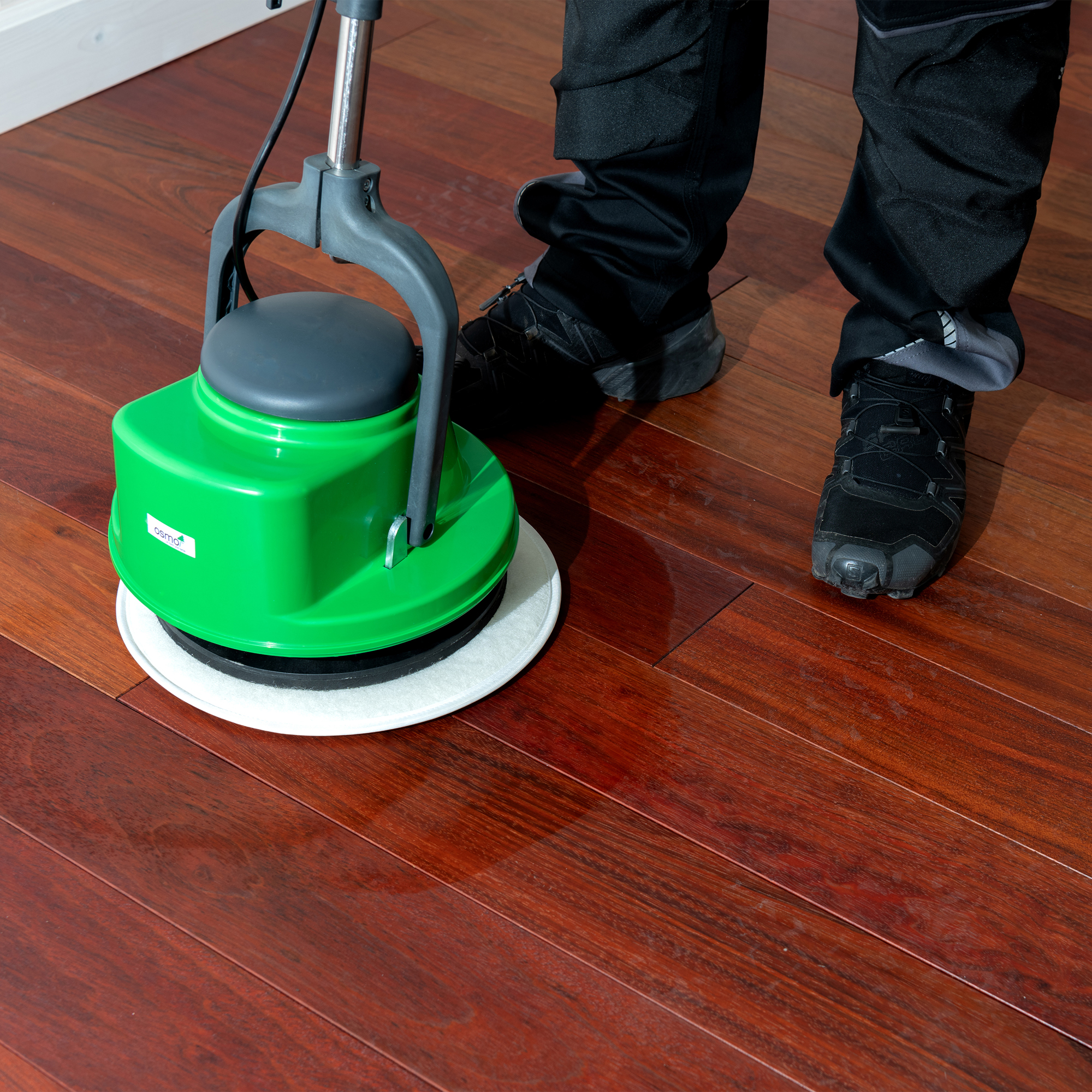Golvmaskin Osmo Floorxcenter med kardborreplatta