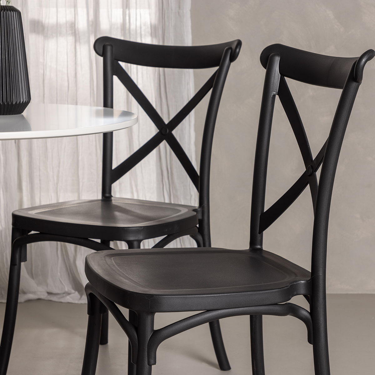 Matgrupp Venture Home Hamden Ø80 cm med 4 Crosett stolar