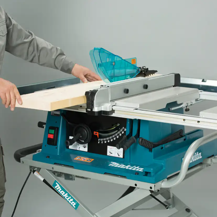 Klyvsåg Makita 2704N