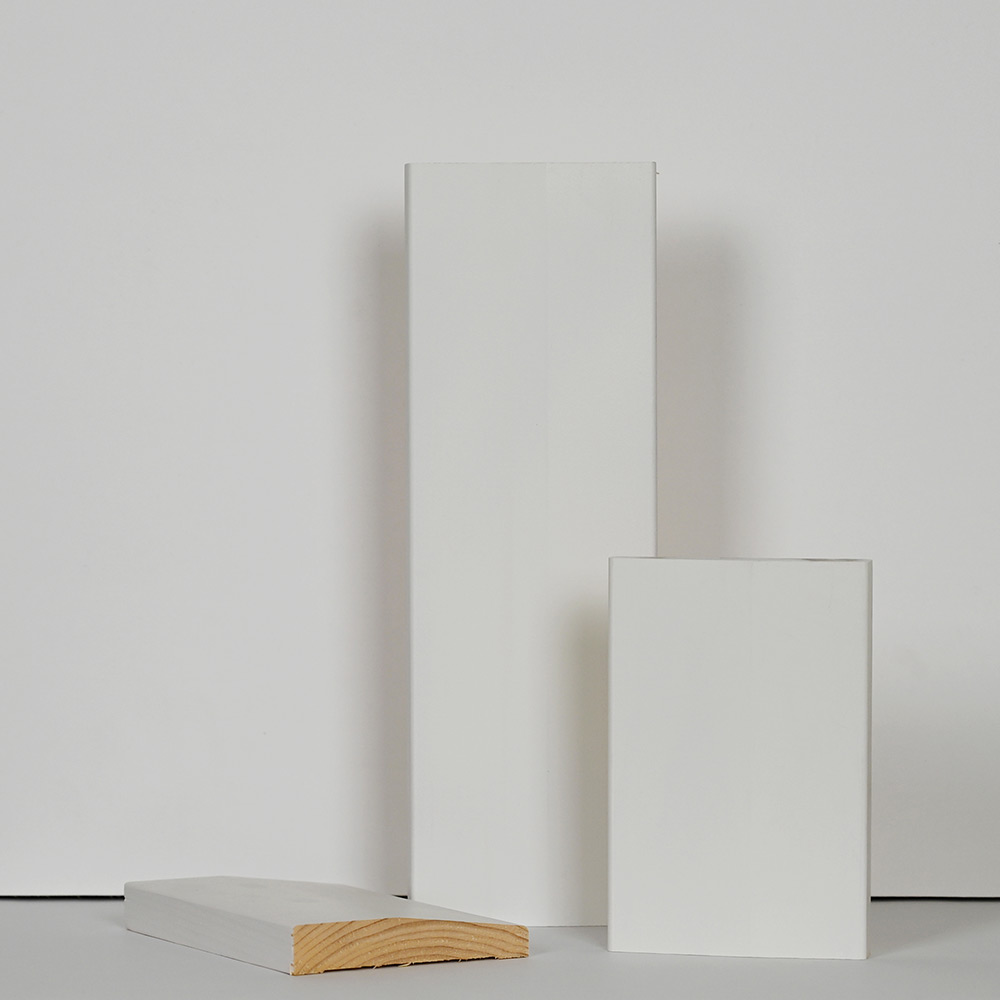 Sockelkloss Moelven Furu 18x99x300 mm Vit S 0502-Y