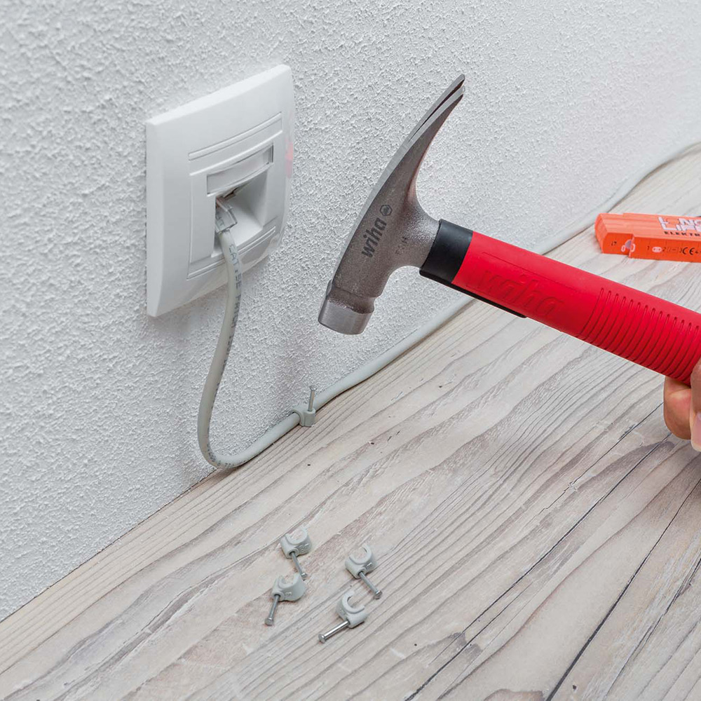 Elektrikerhammare Wiha 300 gr