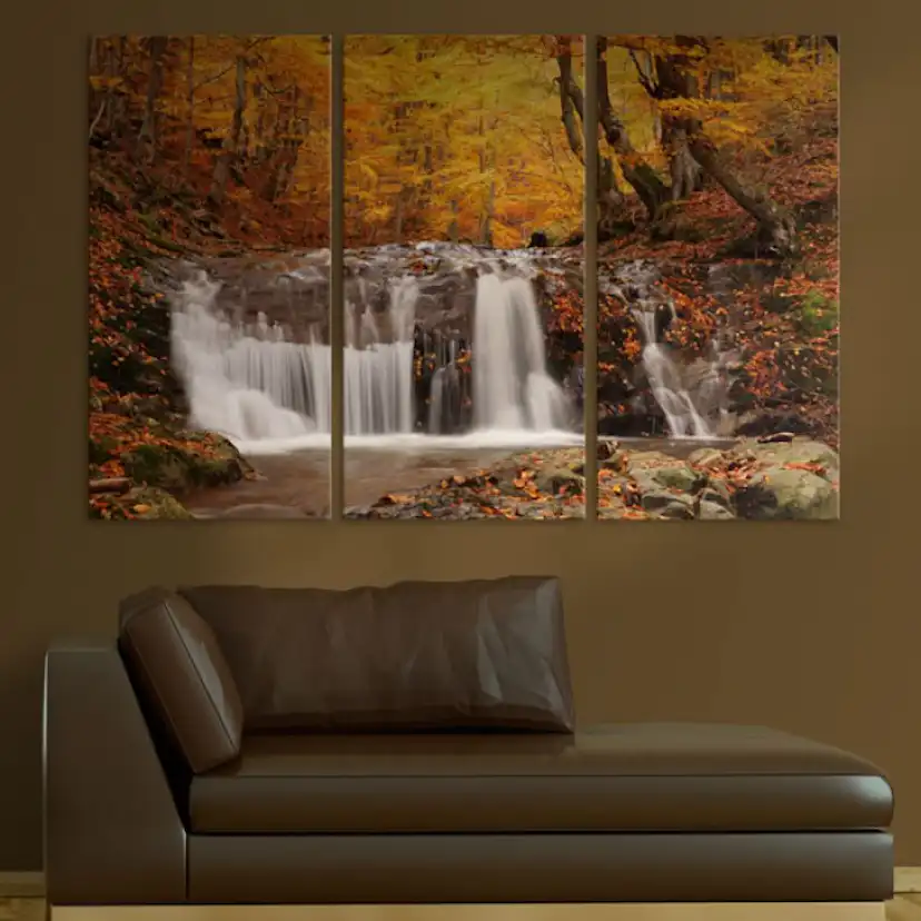 Tavla Arkiio A Waterfall In The Middle Of Fall Trees