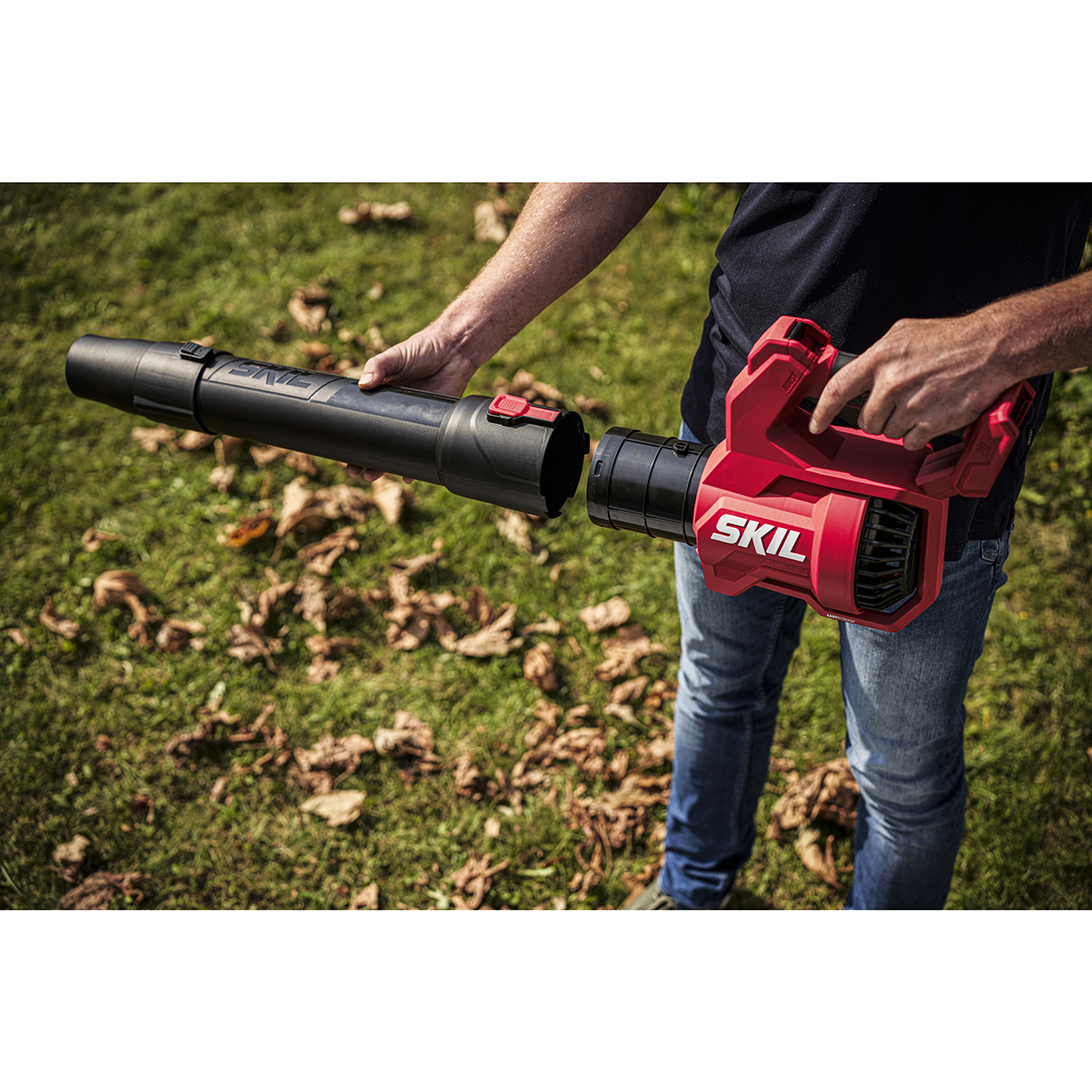 Lövblås SKIL 0331 AA Kolborstfri Batteridriven