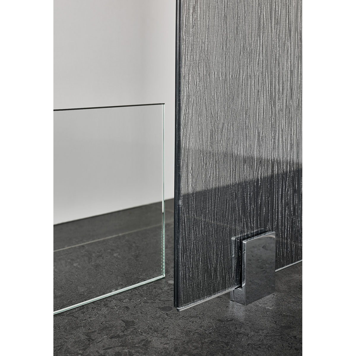 DUSCHVÄGG INFINITY LACE 90 SVART 884x2000, Svart, Lackerad