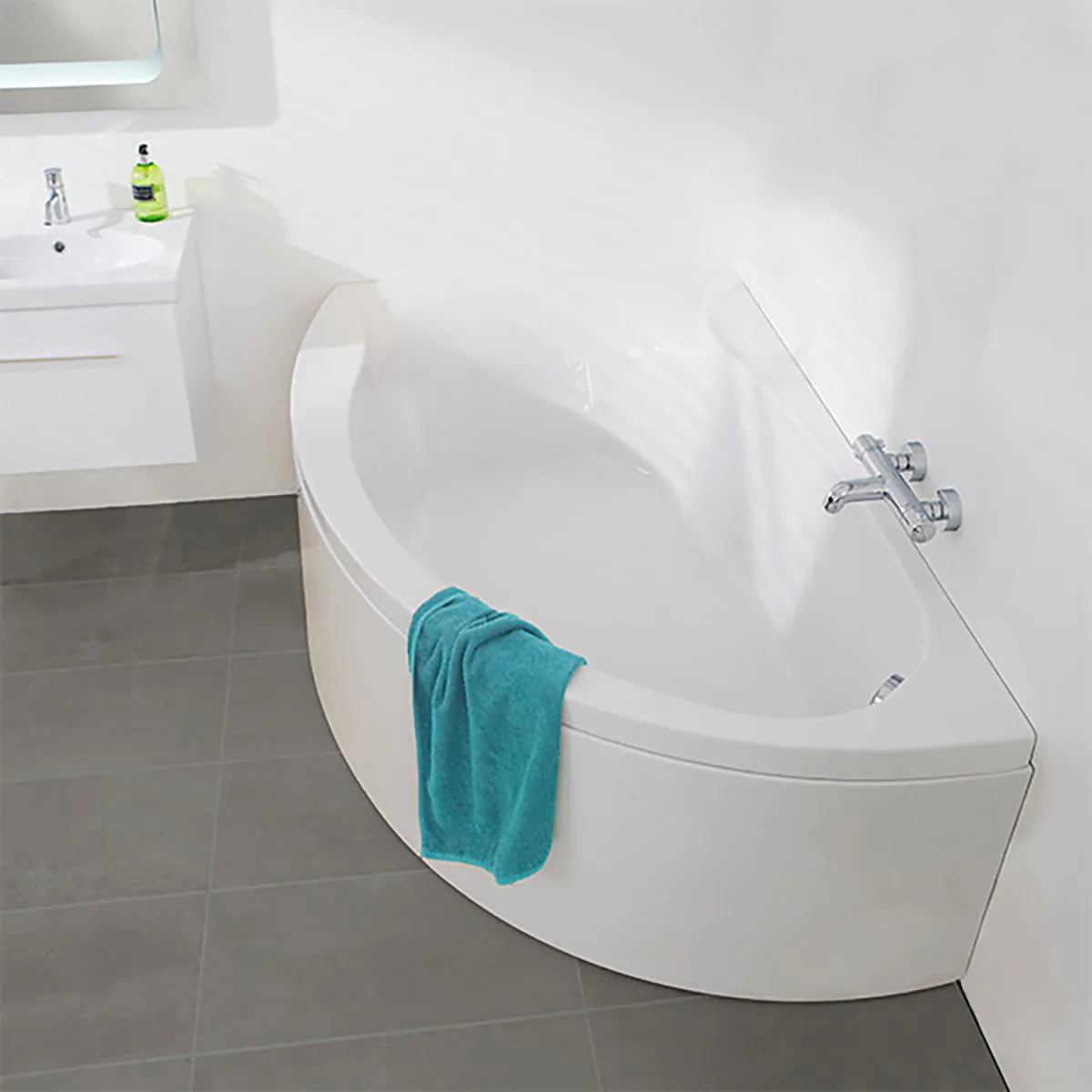 Omega hörnkar 1700x1050mm med Carronite® Vänster, Carronite®