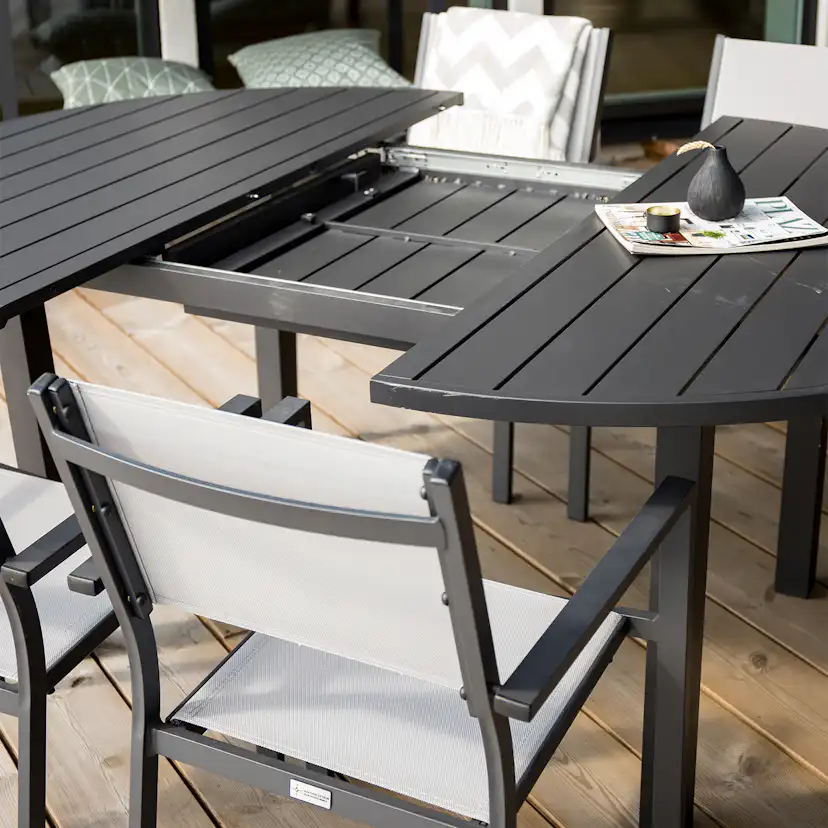 Utebord Venture Home Marbella Förlängningsbart Aluminiumbord, Ovalt Ø 140 cm Svart