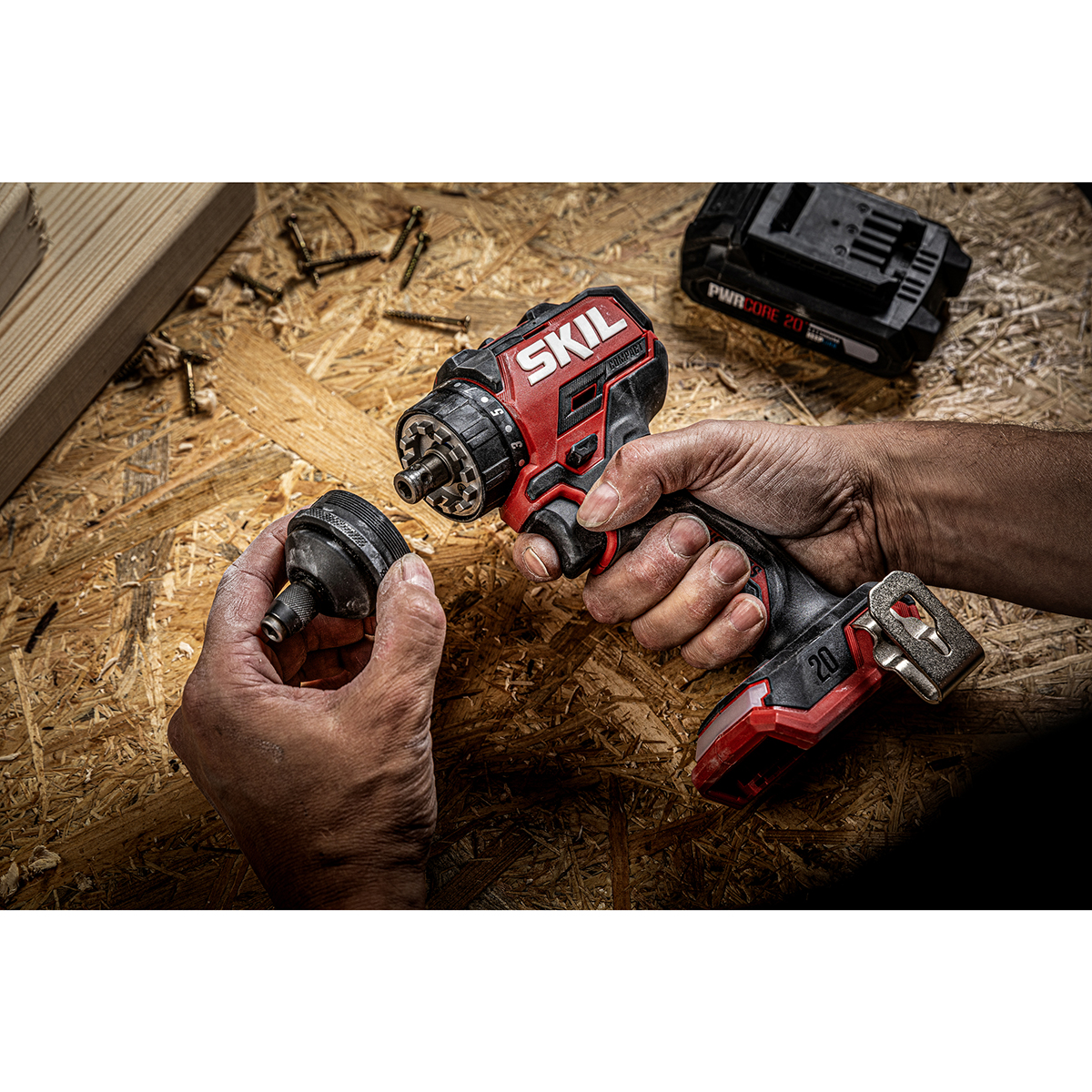 Borrmaskin SKIL 3066HC Compact Batteridriven Kolborstfri med Tillbehörssats
