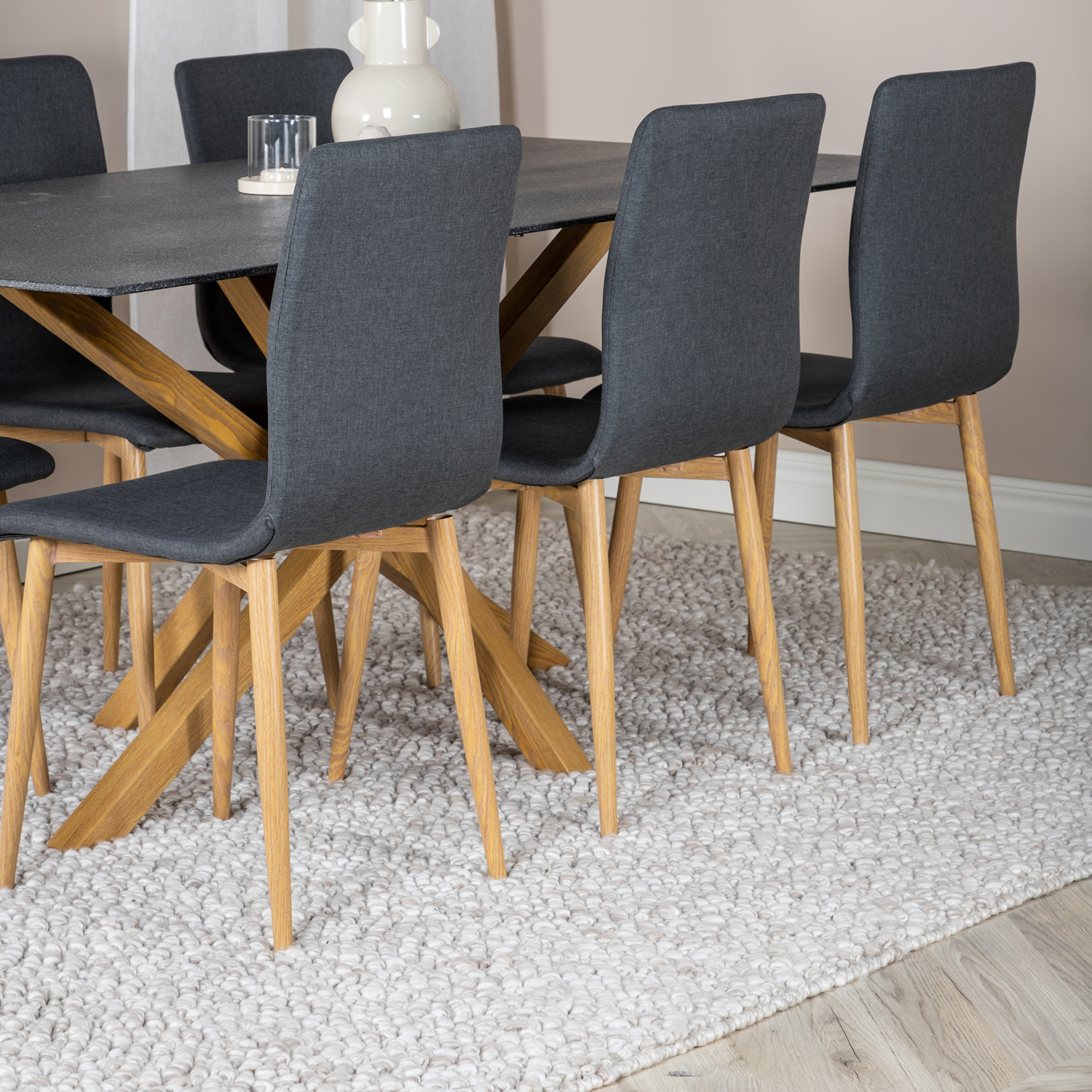 Matgrupp Venture Home Piata med 6 Walter Stolar Polyestertyg