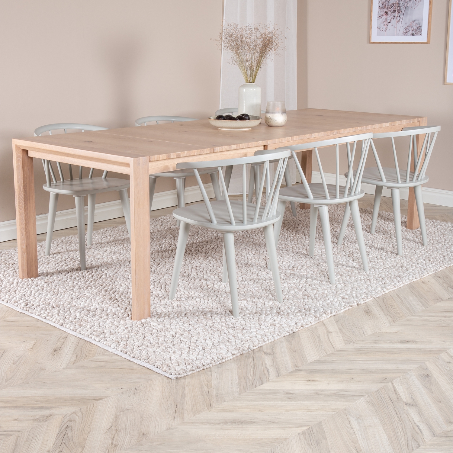 Matgrupp Venture Home Shy med 6 Brum Matstolar