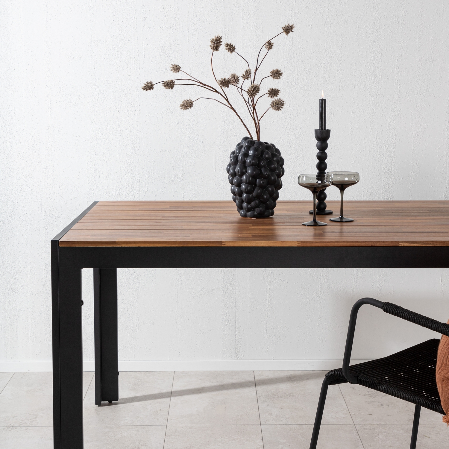 Bois Dining table 200*100cm  - Black Legs / Acacia Akacia/Svart