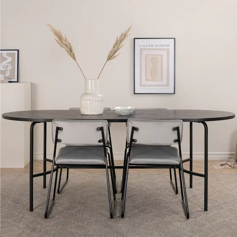 Matgrupp Venture Home San Francisco matbord och Kungshamn matstol