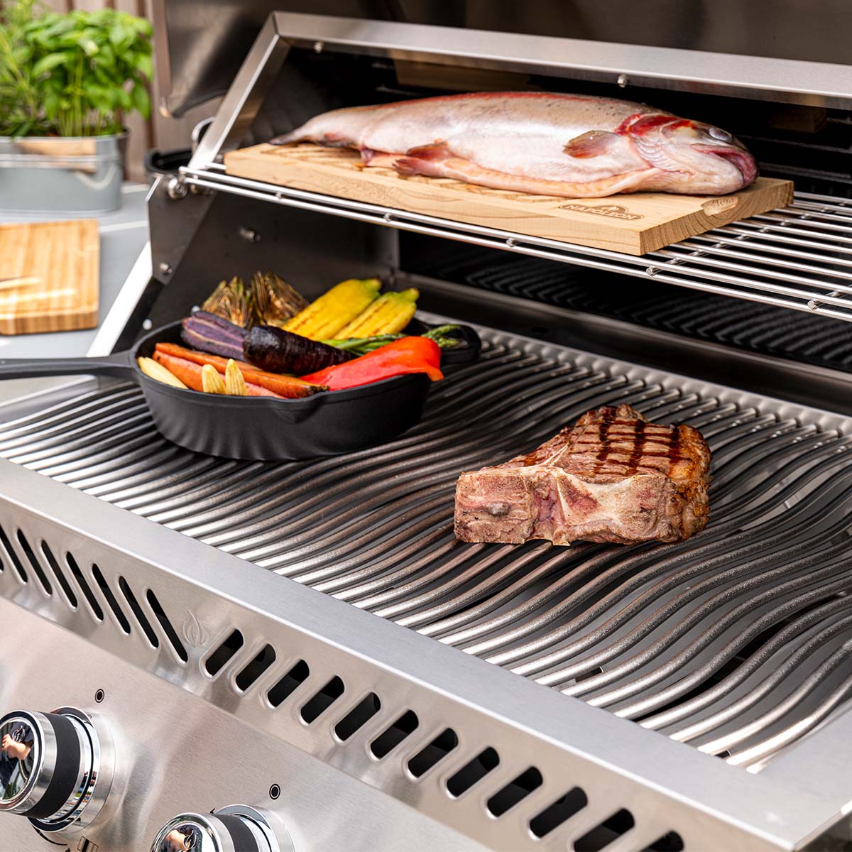 Inbyggnadsgrill Napoleon BI32
