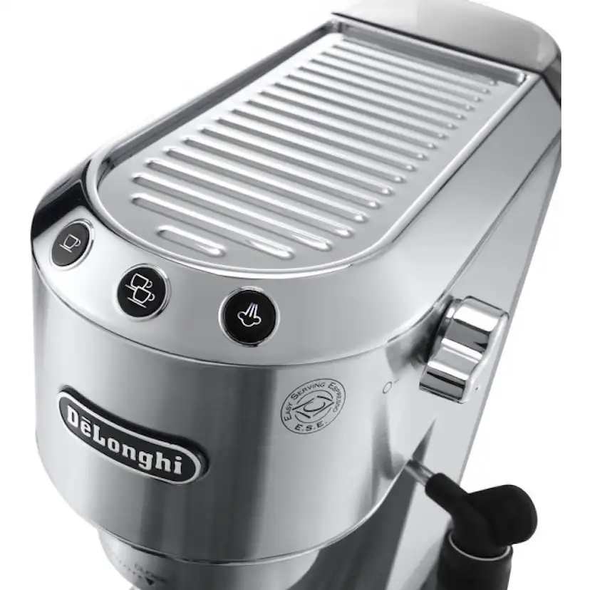 Espressomaskin DeLonghi EC685.M Dedica