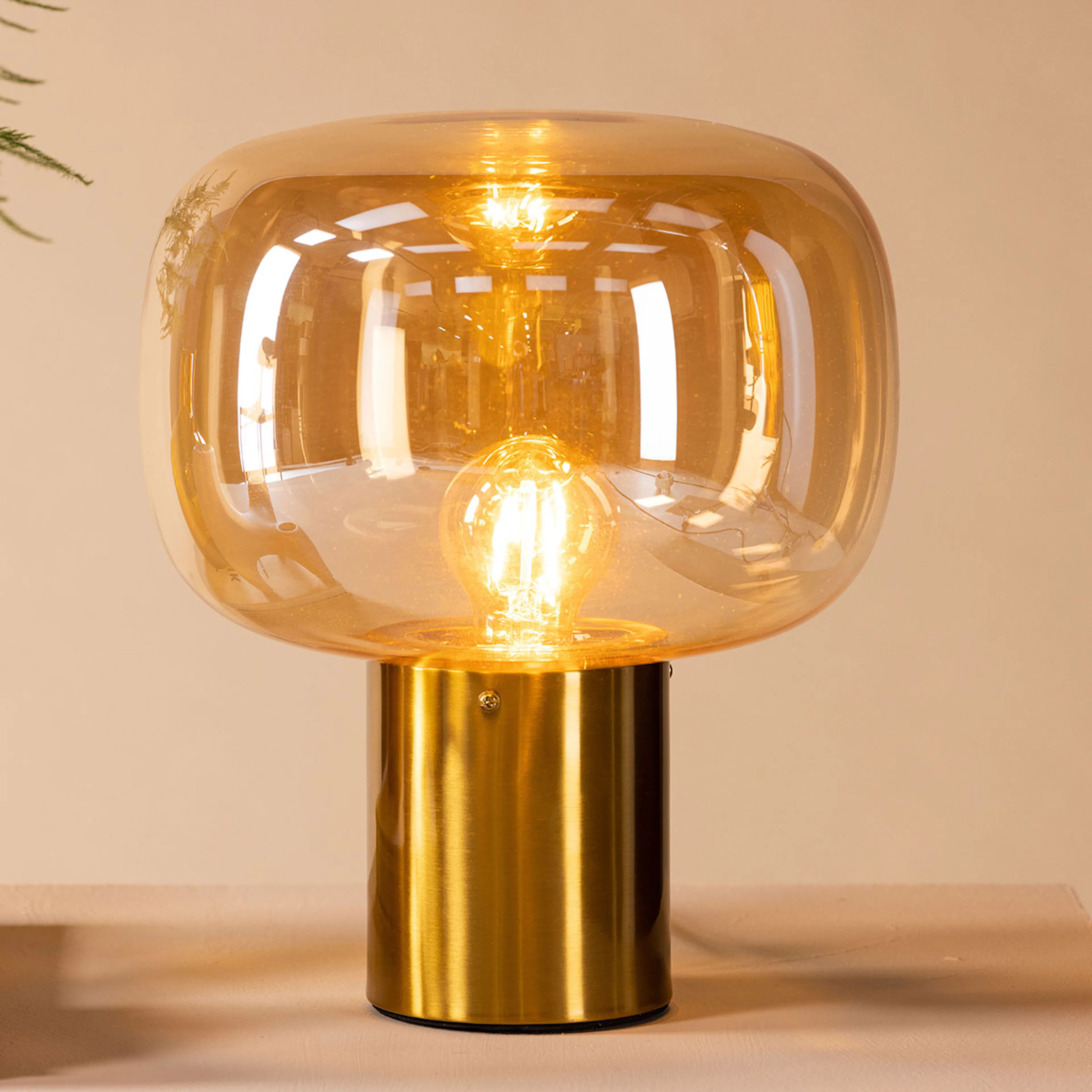 Bordslampa Venture Home Rhone