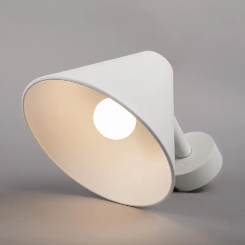 Väggarmatur Hide-a-lite Peak E27