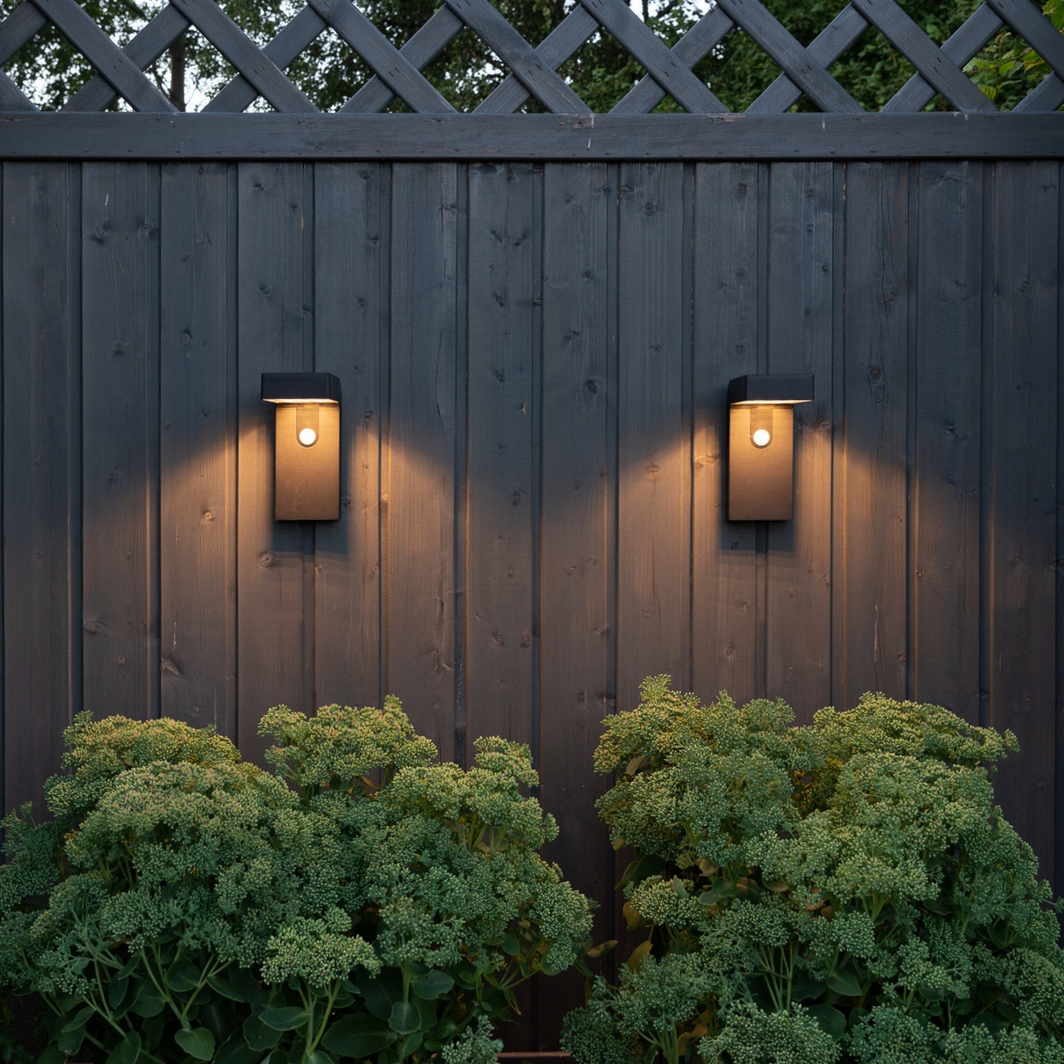 Solcells-vägglykta Star Trading Vici 300/30Lm MotionTwilight