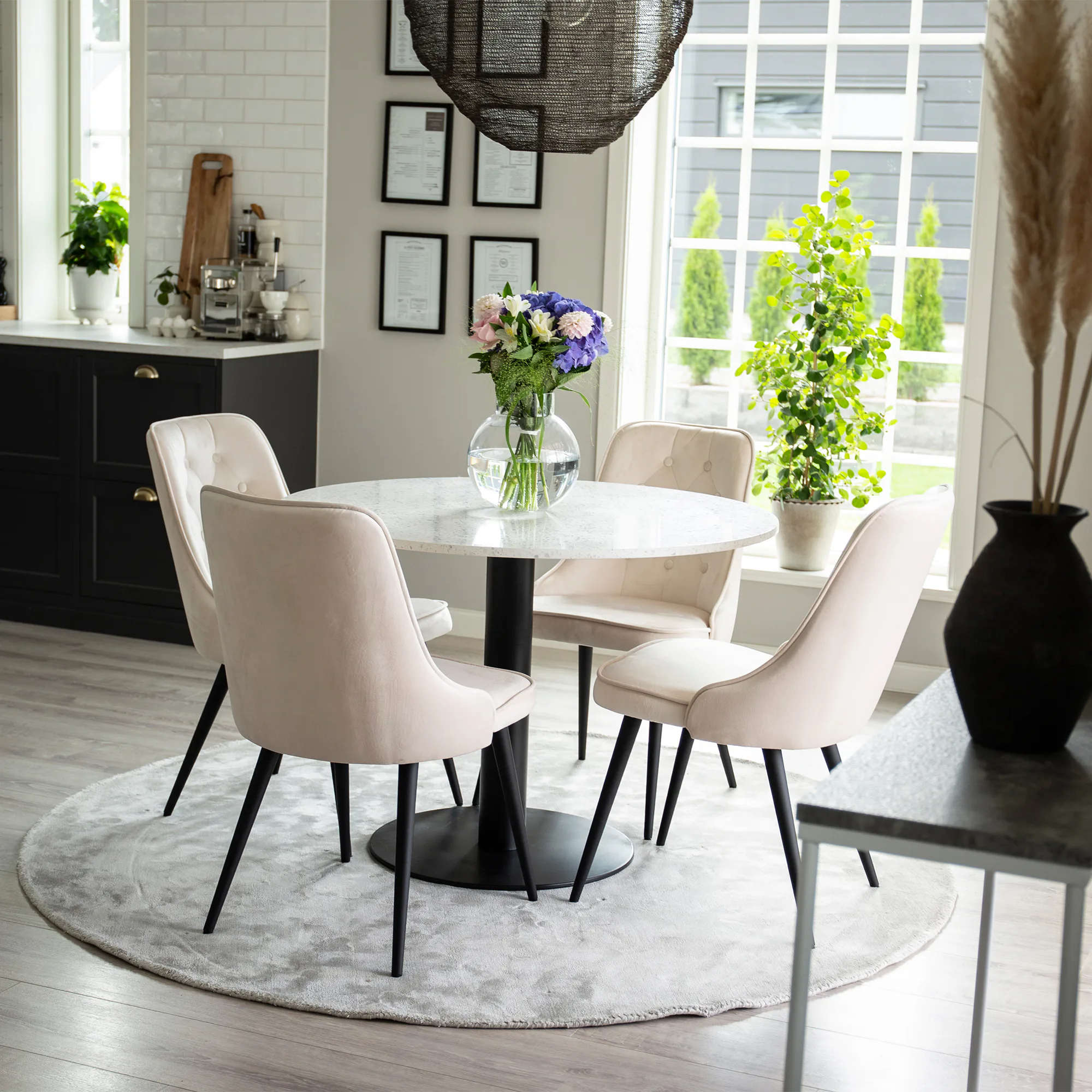 Svart/Vit/Beige