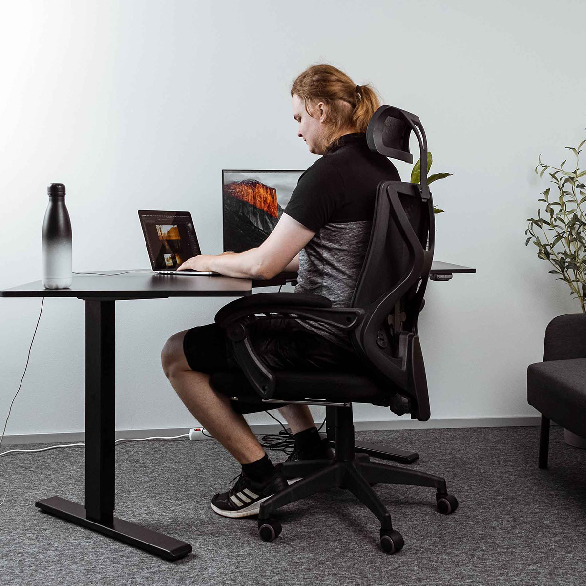 Kontorsstol Lykke Office Pro Stol med Andningsväv & Utdragbart Fotstöd