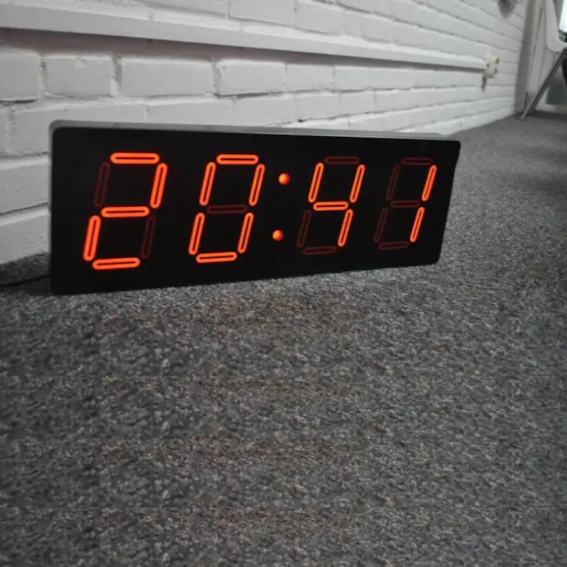 LED-Klocka NeXtime Big D Svart