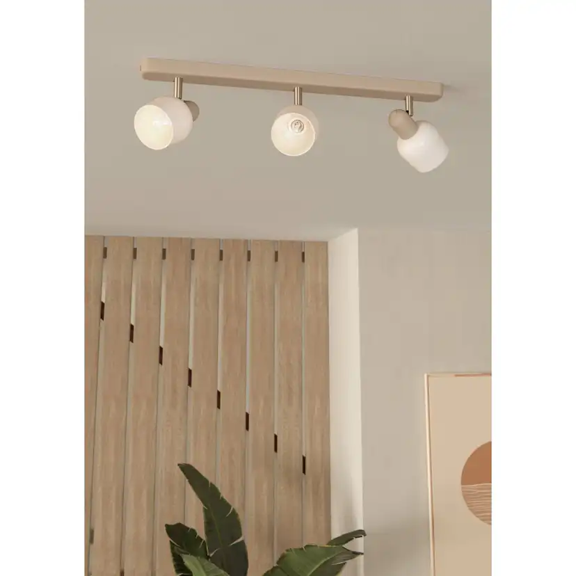 Spotlight Eglo Corato med 3 Lampor