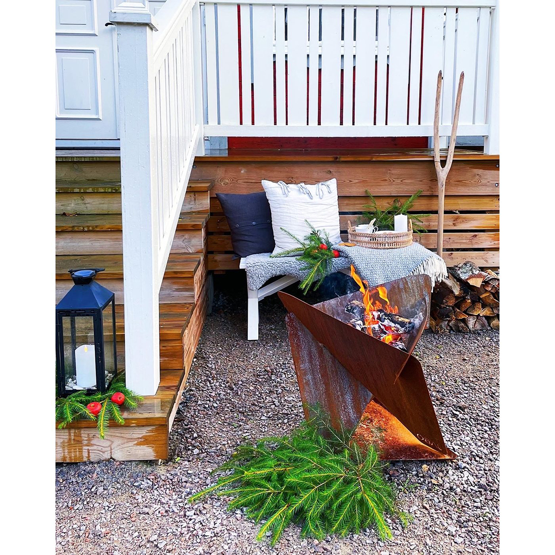 Eldfat Jabo Triangel Inkl Fat Corten 64x64x54 cm