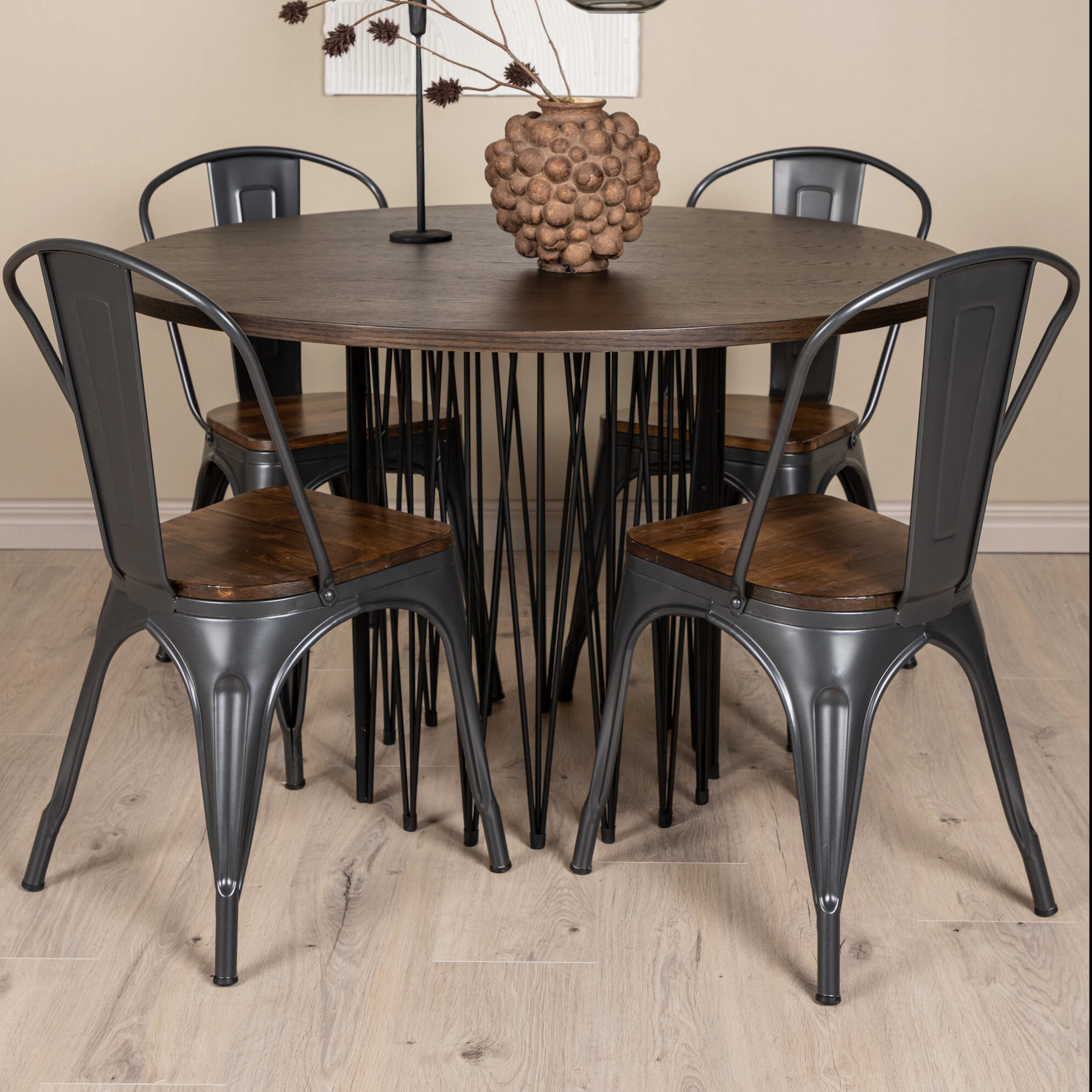 Matgrupp Venture Home Stone Rund med 4 Tempe Stolar