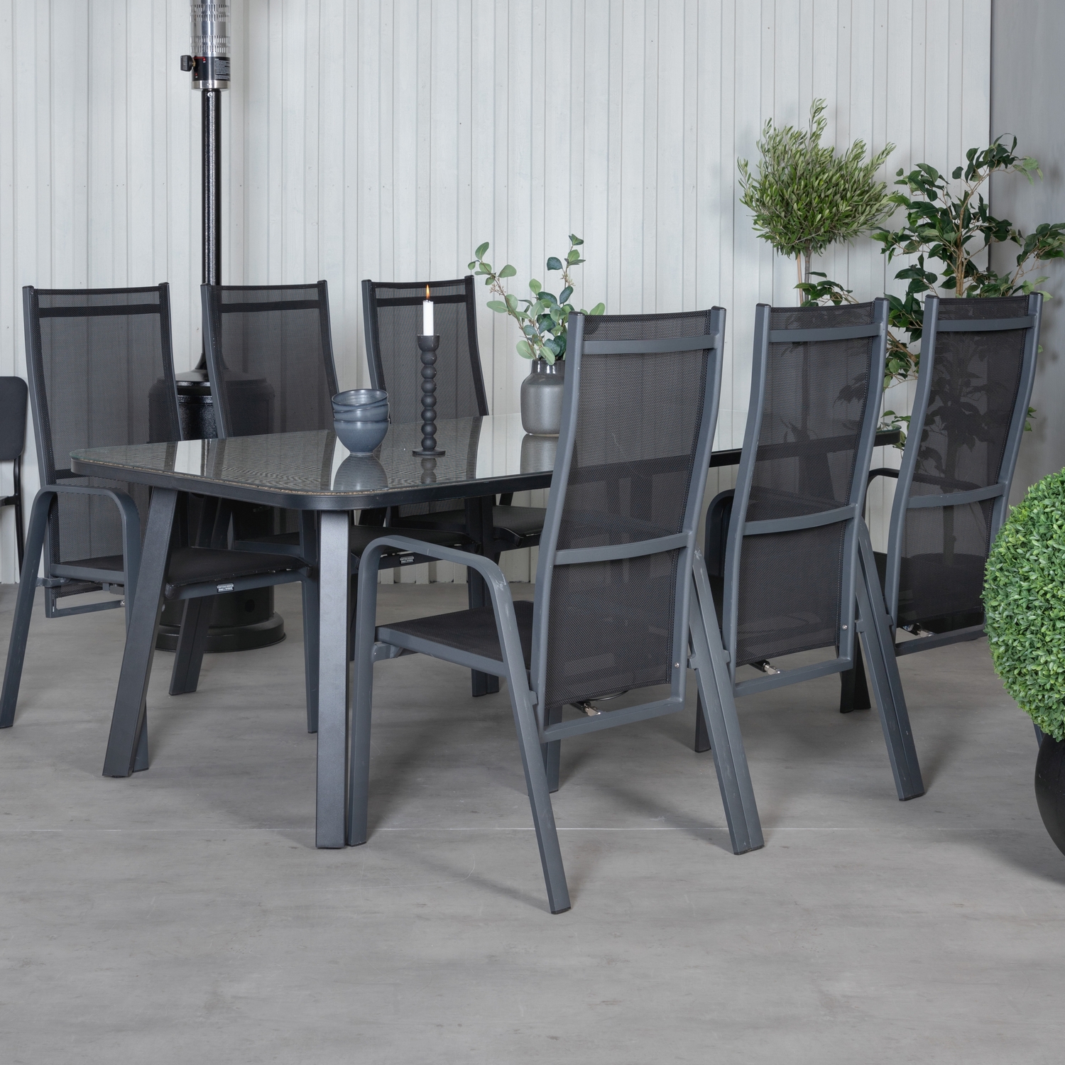 Matgrupp Venture Home Olle med 6 Curz Matstolar