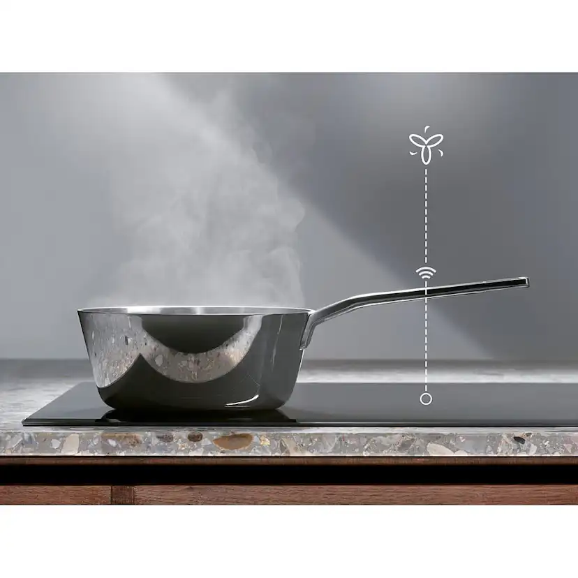 Induktionshäll Electrolux HOI650MI Svart Kraftfull Matlagning
