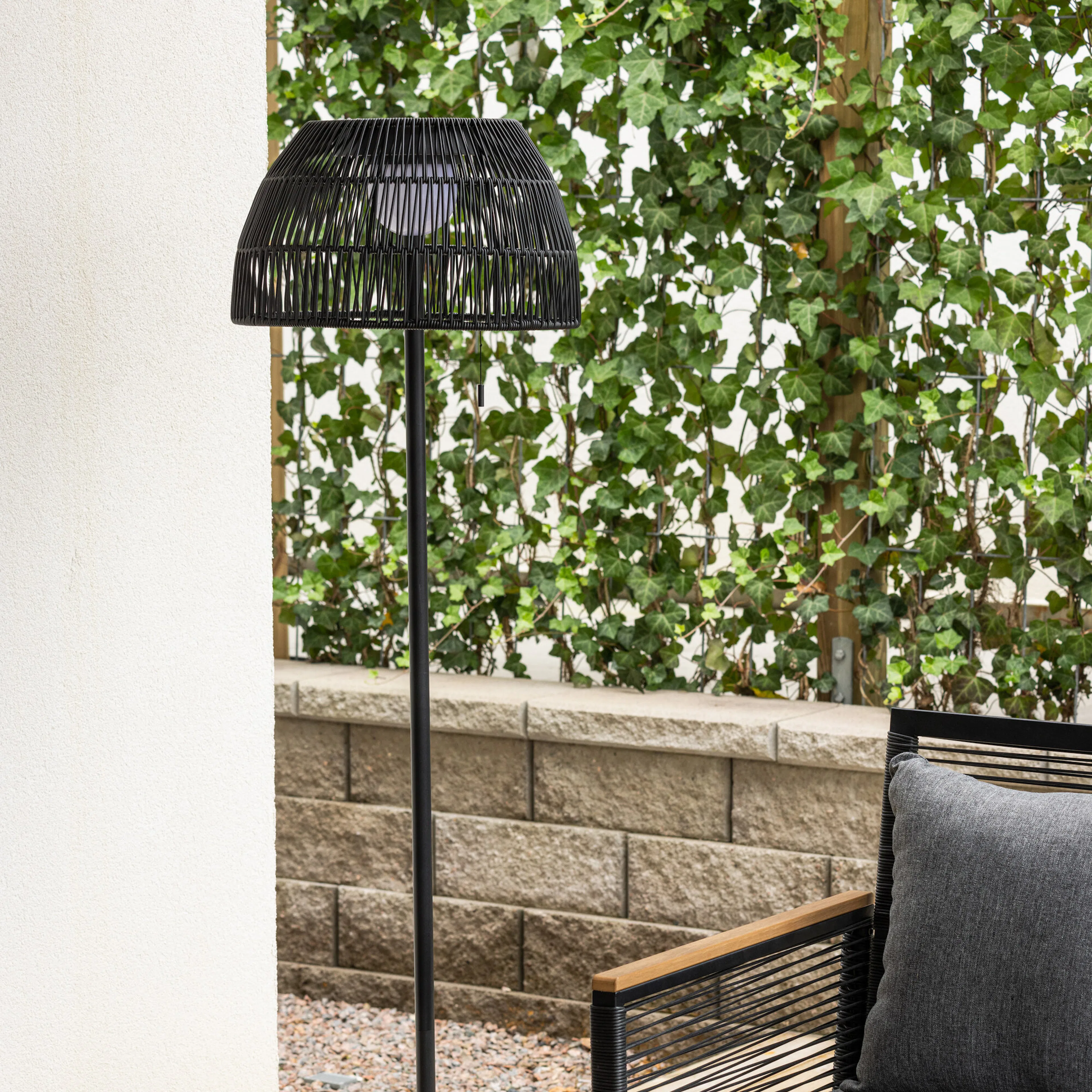 Solcellslampa Venture Home Mabis Ø29