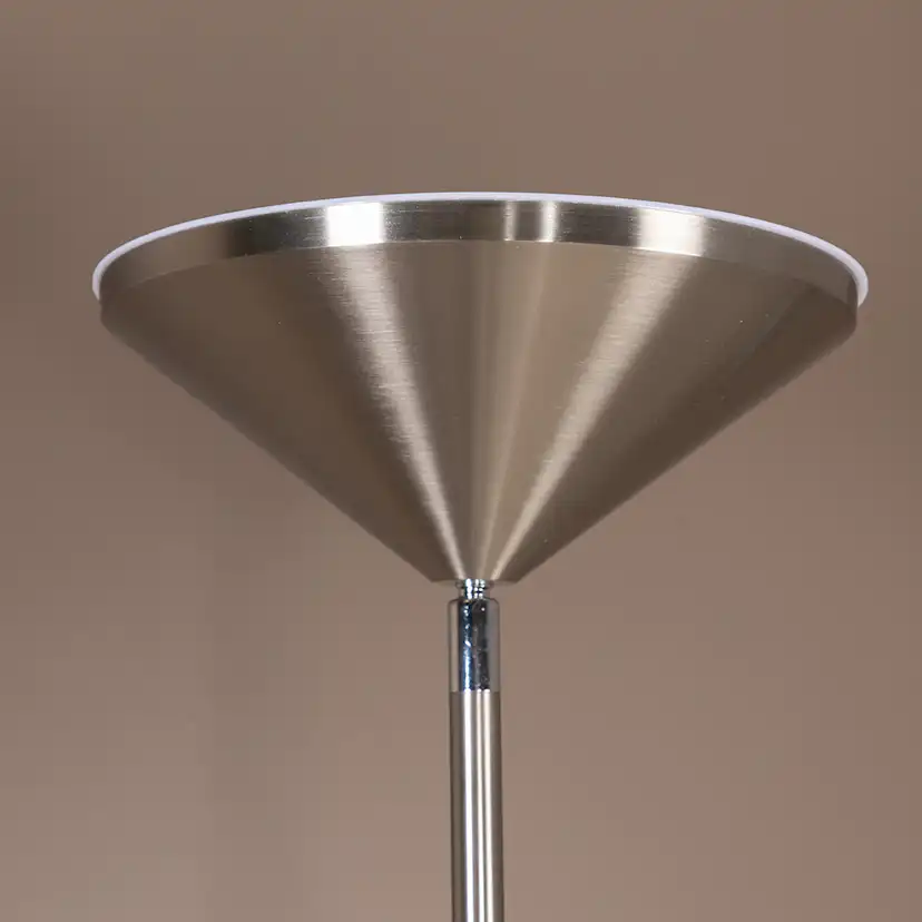 Golvlampa Venture Home Corong