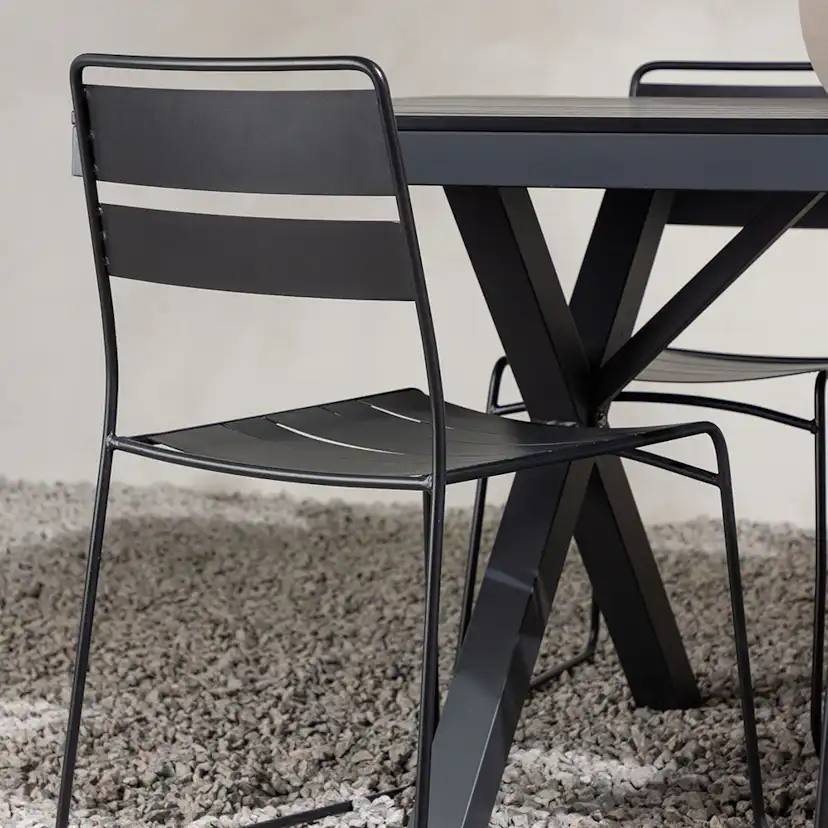 Garcia Diningtable Alumnium - Black / Rectangular 100*200* + Svart