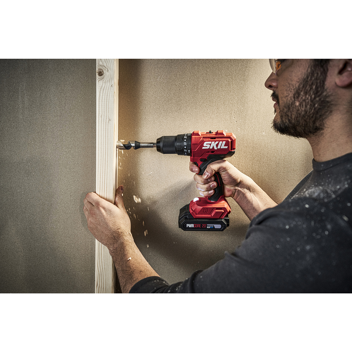 Slagborr/Skruvdragare SKIL 3021 AA Batteridriven Kolborstfri