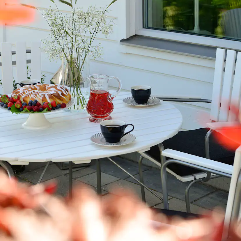 Utebord Hillerstorp Sandhamn