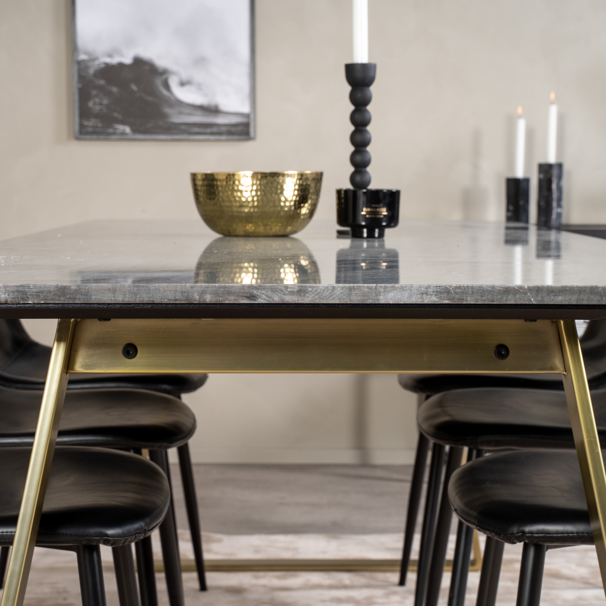 Matgrupp Venture Home Estelle 200 med 6 Pobbie Stolar Konstläder
