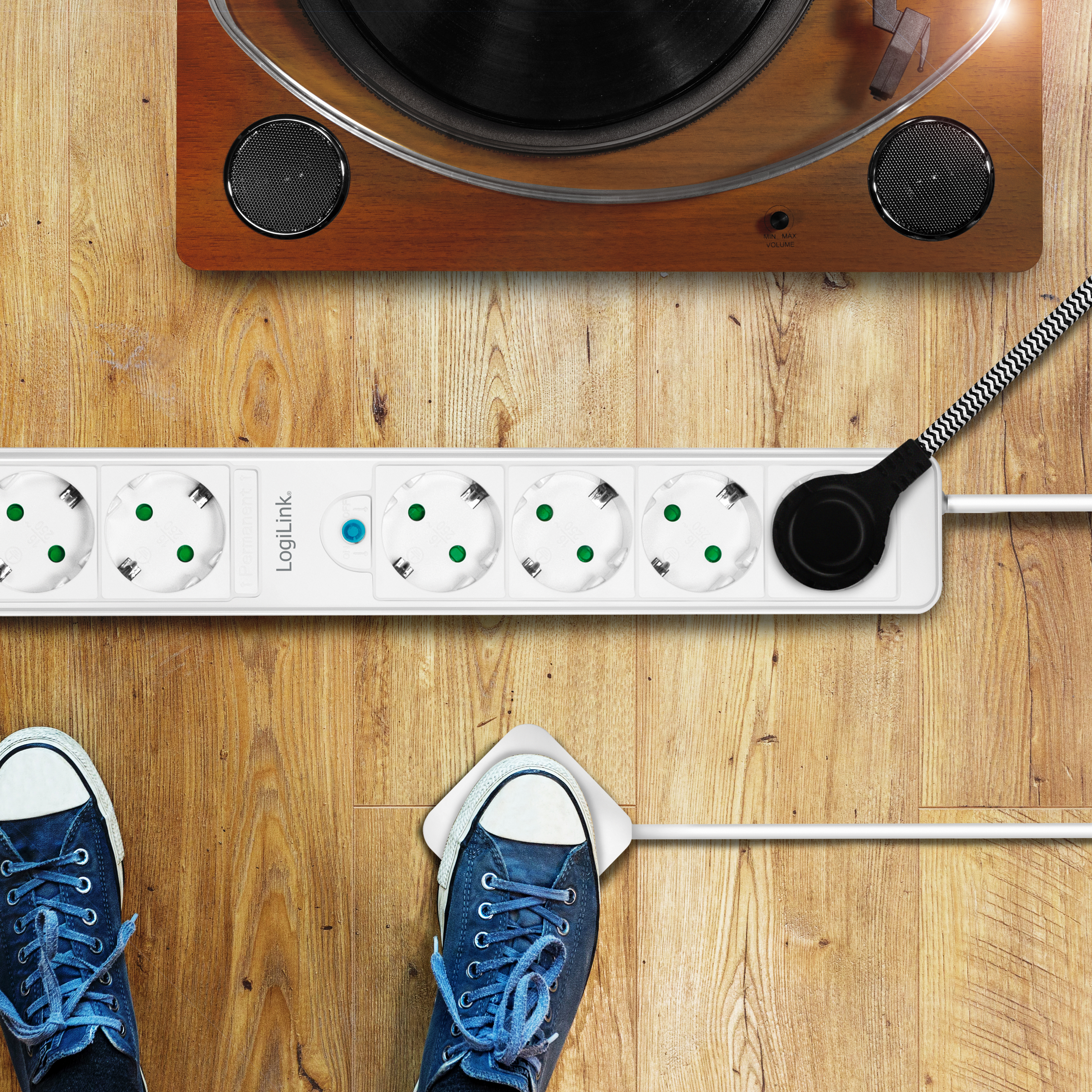 Grenuttag LogiLink 4+2-vägs mMd Fotströmbrytare