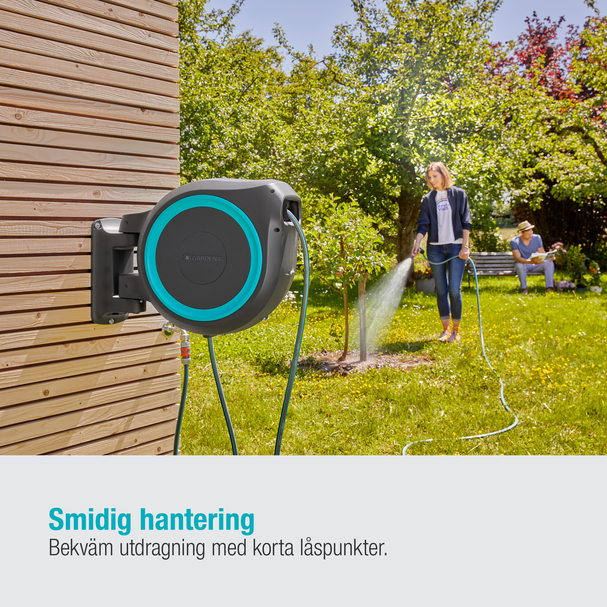 Väggslangbox Gardena RollUp L 30m – Praktisk Trädgårdsslang för Effektiv Bevattning