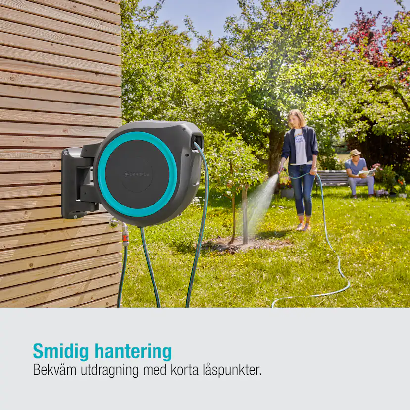 Väggslangbox Gardena RollUp L 30m – Praktisk Trädgårdsslang för Effektiv Bevattning