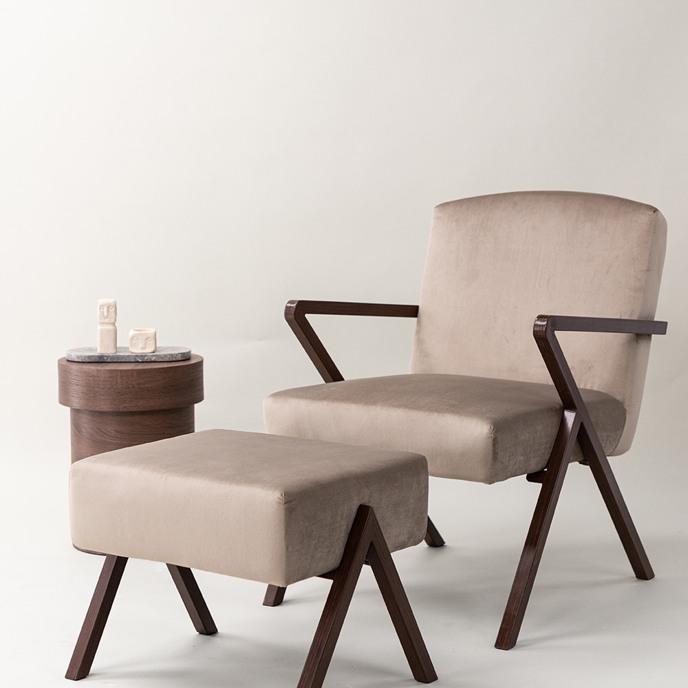 Fåtölj Vind Greby med Fotpall