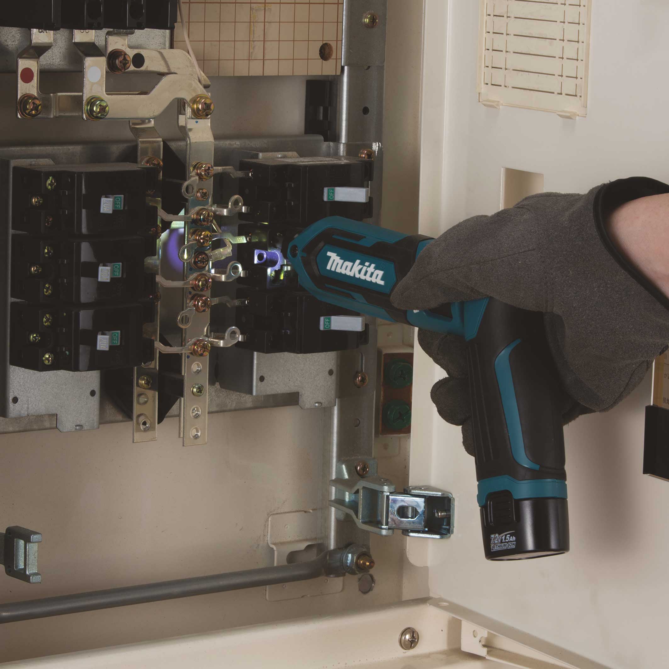 Slagskruvdragare Makita TD022DSJ 7,2V Med batteri