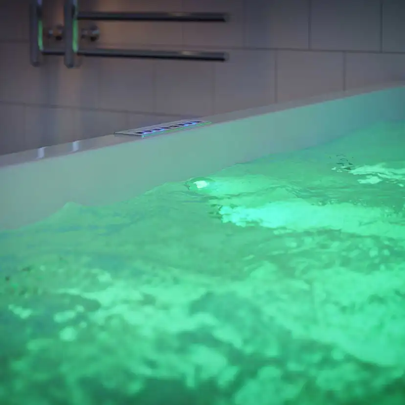 Massagesystem 2 + Underhållsvärmare 3,0kW + Led-belysning