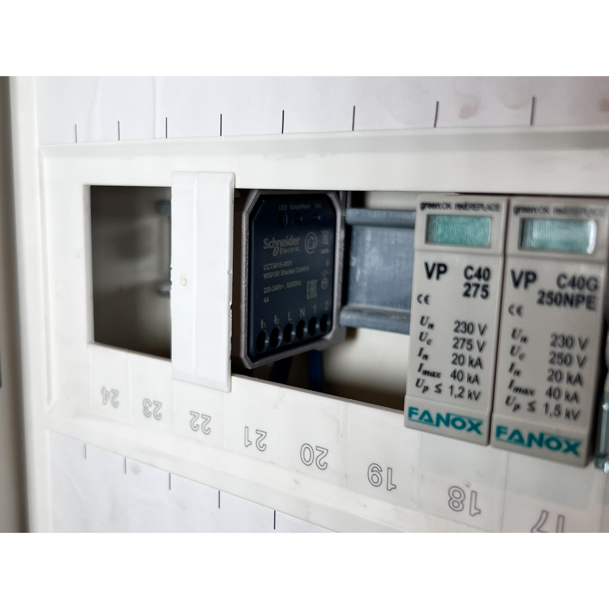DIN-fäste Winther Dimmer Grön Wiser