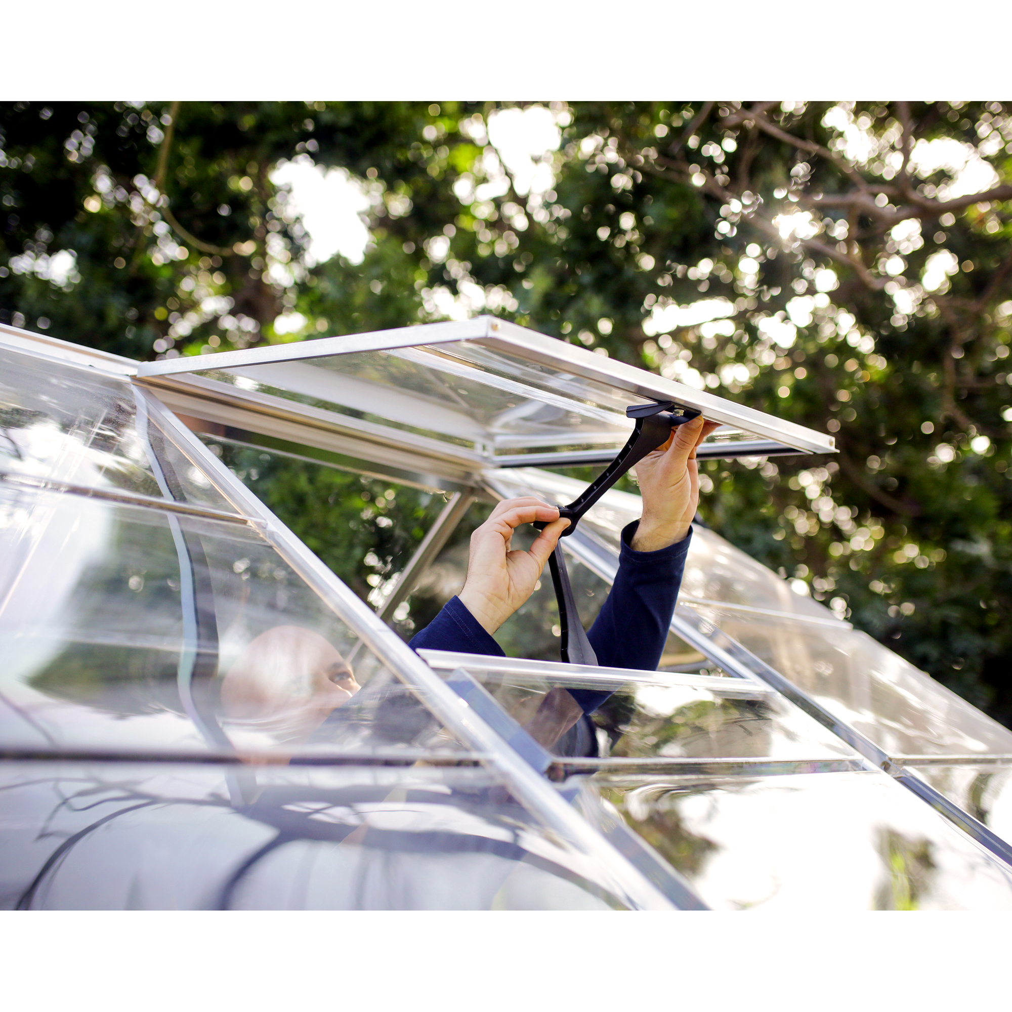 Växthus Canopia by Palram Harmony Aluminiumram med UV-Skyddad Polykarbonat & Ventilationsfönster, 2,3 m²